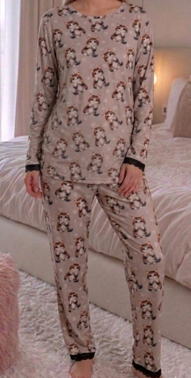 Pijama Gatitos ML